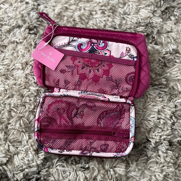 Compact Organizer - Picture 3 of 4